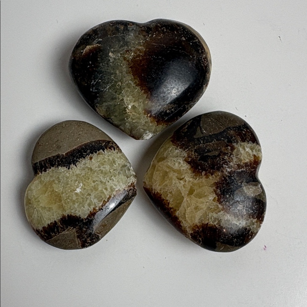 Three Heart-Shaped Stone Decor